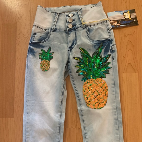 Jeans - Picture 4 of 4